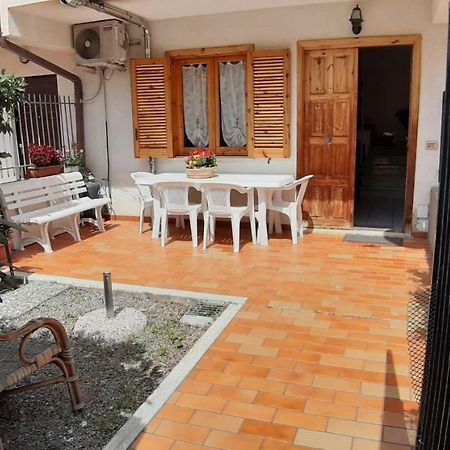 Villetta A Schiera Fiumefreddo Bruzio Dış mekan fotoğraf